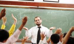 معلمو التعليم الإضافي - من هم؟