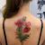 Kaip vaikinai ir merginos interpretuoja tatuiruotę „Aguonos tatuiruotės raudonos aguonos